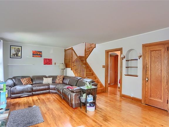 3rd image of 4101 Dalewood St