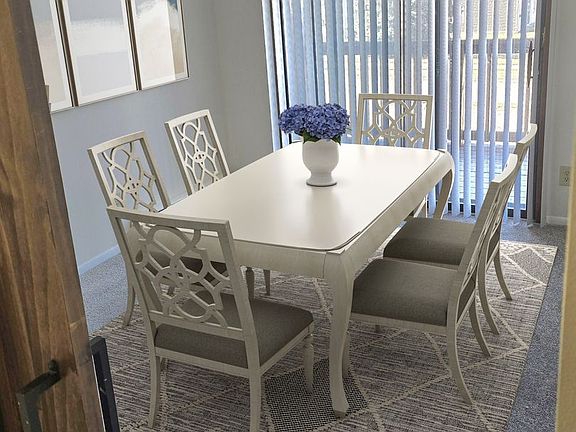 4th image of 249 Meadowcreek Dr APT 3
