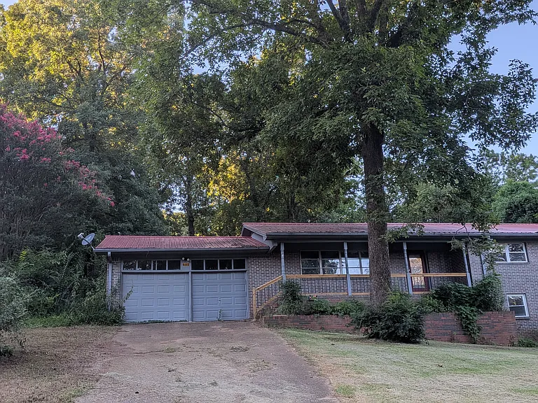 Bogue Rd — Photo 2