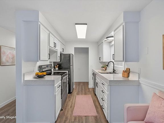 3rd image of 1701-1759 NE 162nd Ave #1701
