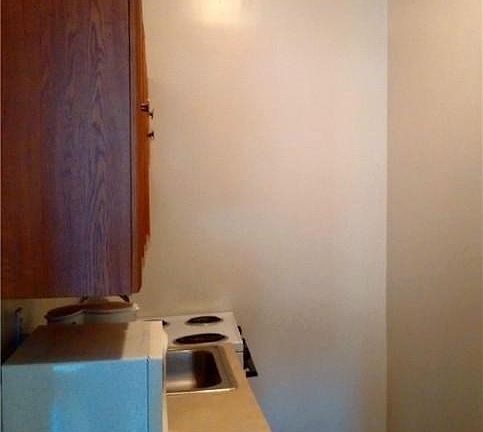 3rd image of 751 Saint Nicholas Ave APT 104