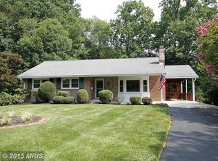 4135 Lenox Dr, Fairfax, VA 22032