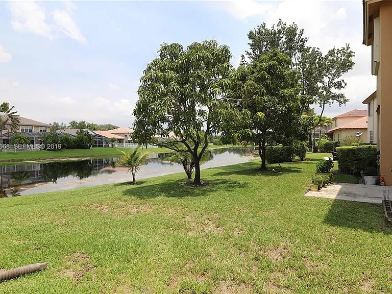 16241 Opal Creek Dr — Photo 21