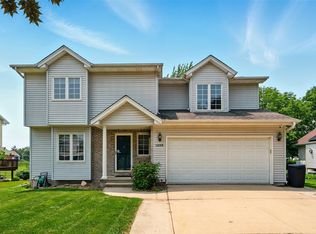 1255 Pacific St, Ely, IA 52227