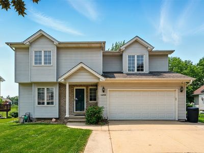 1255 Pacific St, Ely, IA, 52227