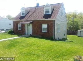 346 W 9th St, Front Royal, VA 22630