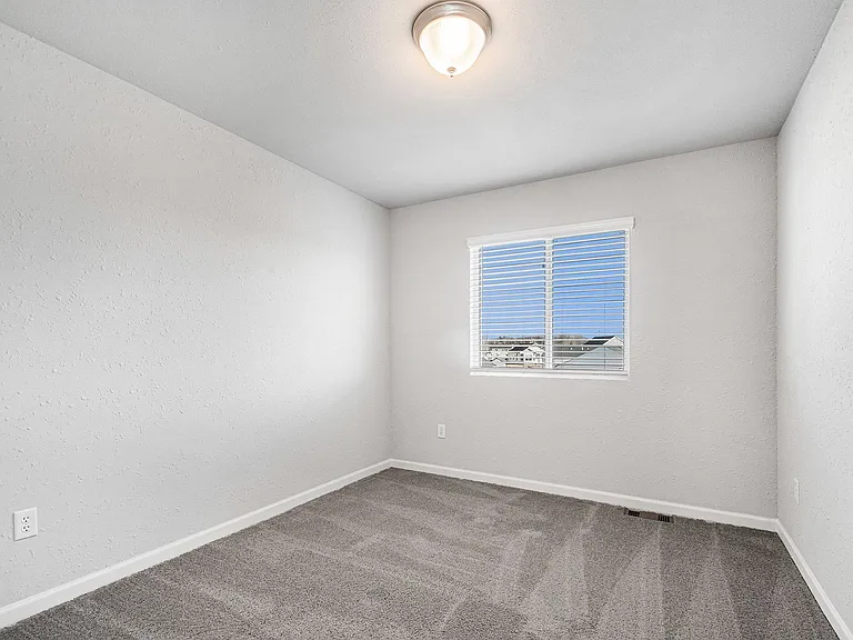 730 Marcoux Ave — Photo 16