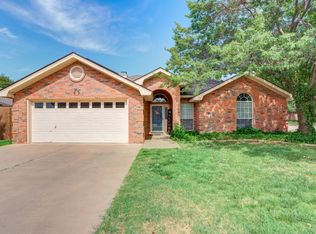 6907 Genoa Ave, Lubbock, TX 79424