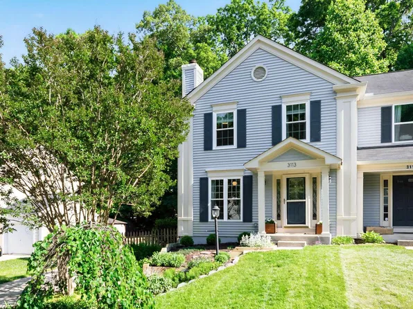 3113 Calloway Ct, Woodbridge, VA 22192