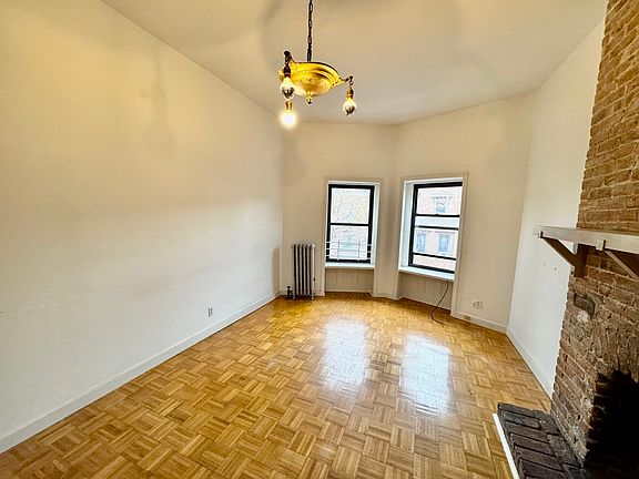 2nd image of 56 Saint Johns Pl APT 4