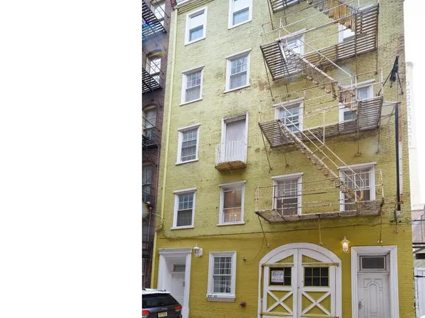 237-41 Bread St #2, Philadelphia, PA 19106