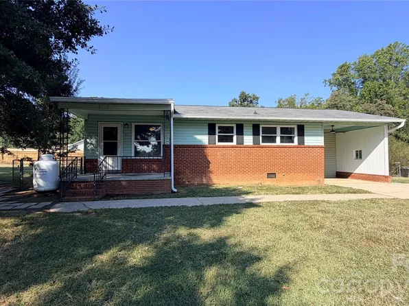 101 Craig St, Stanley, NC 28164