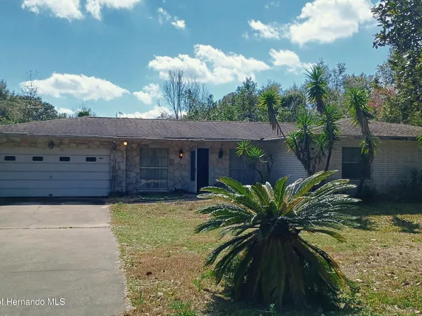 21220 County Line Rd, Spring Hill, FL 34610