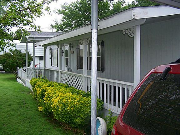 2nd image of 1491 Red Oak Dr