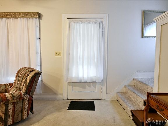 3rd image of 677 Randolph St