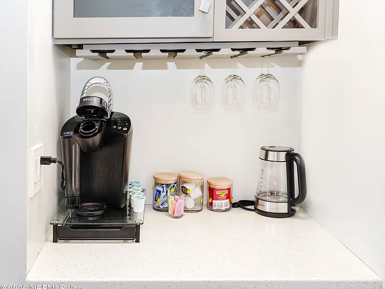 506 Cali Dr — Photo 21