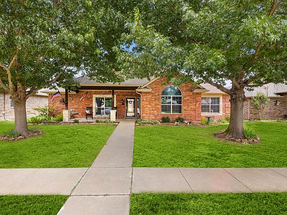 2nd image of 207 Red Wolf Ln