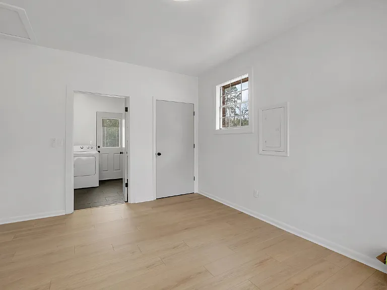 1369 Nancy Dr — Photo 23