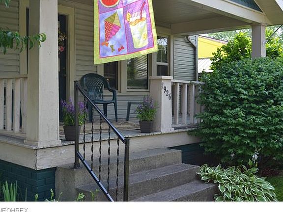 2nd image of 1926 E High Ave