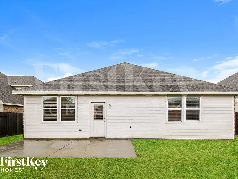 7807 Jarrod Way — Photo 15