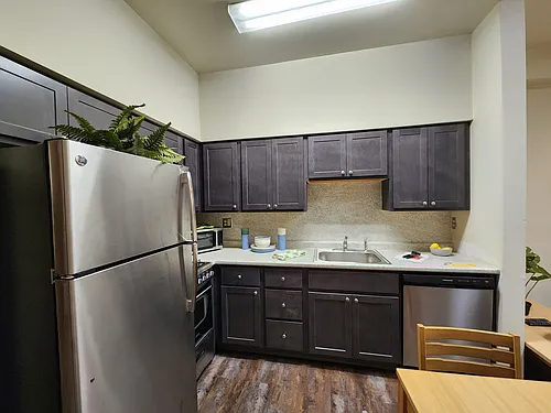 Aces Apartments Photo 1