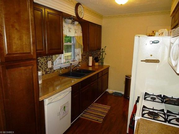 5th image of 3809 Lee Ann Dr