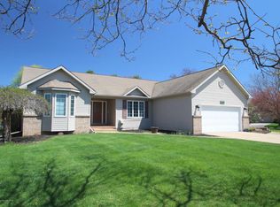 5306 Sierra, Lansing, MI 48917