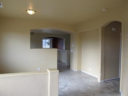 3rd image of 496 Potters Ct