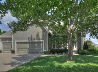 13927 Parkhill St, Overland Park, KS 66221