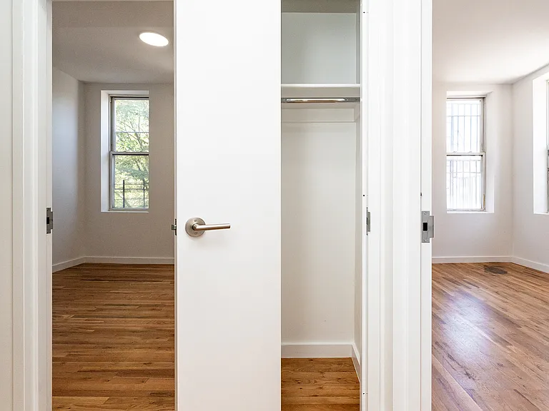 160 Johnson Ave #2A — Photo 22