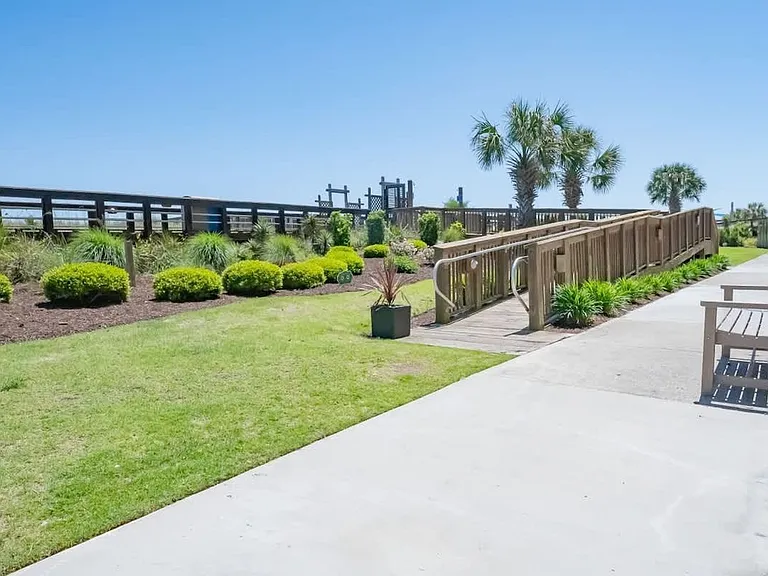 222 Carolina Beach Ave N #213 — Photo 7
