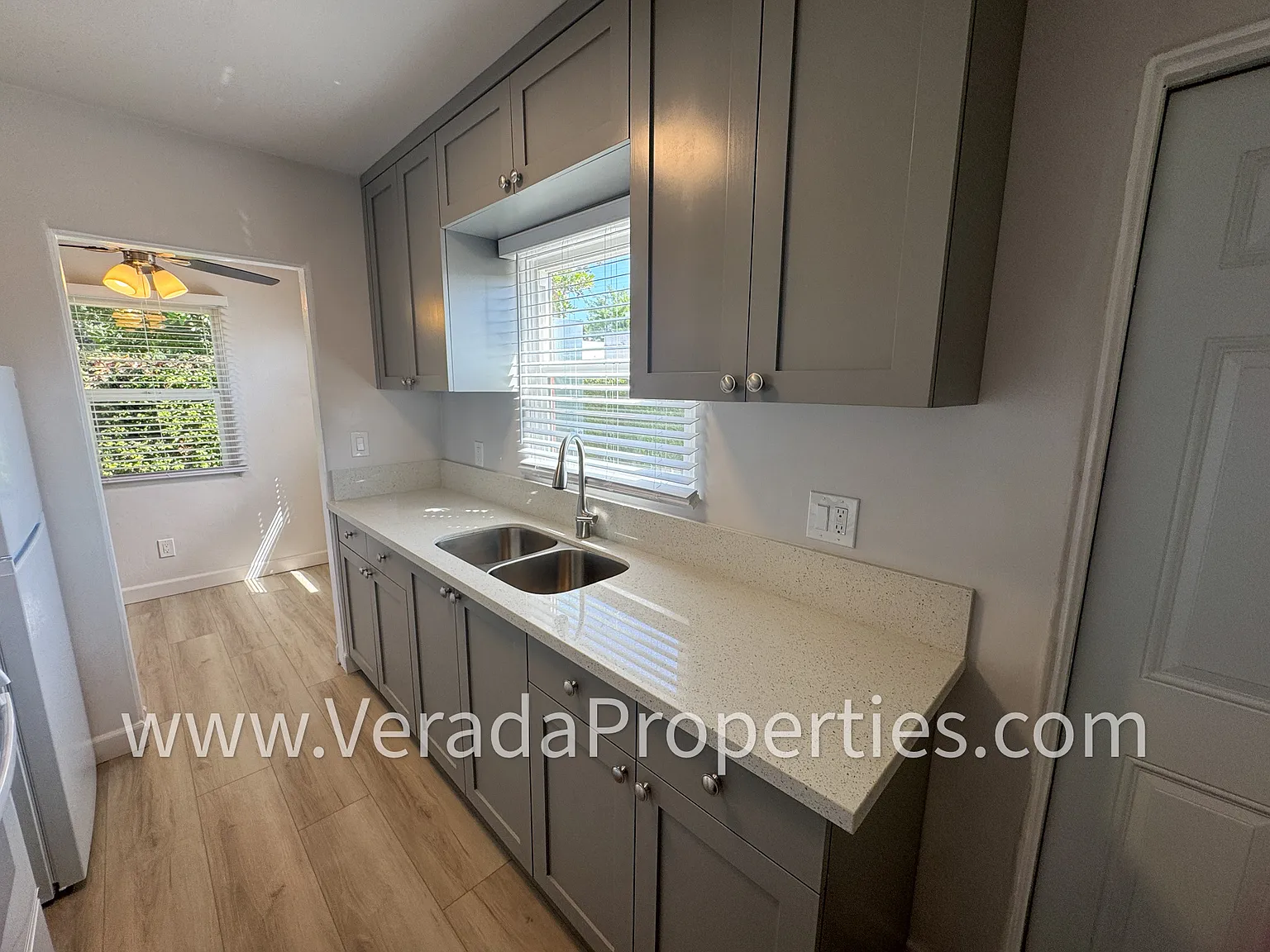 1 bed, 500 sqft, $2,450 — Photo 2