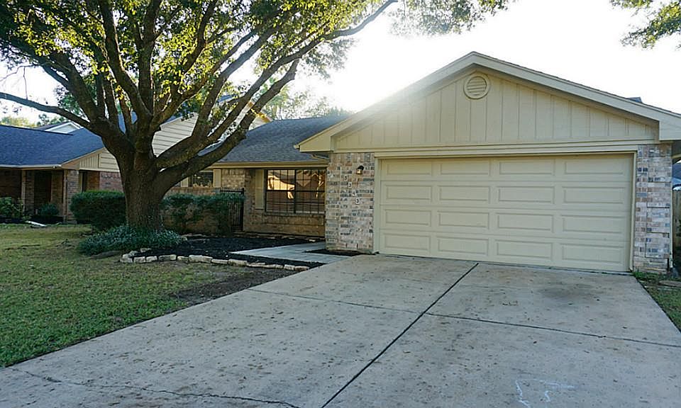 1st image of 5343 Pine Cliff Dr