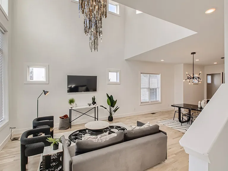 1st Floor- Living Room