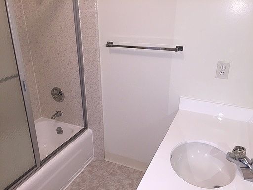 4th image of 1416 N Brand Blvd APT C