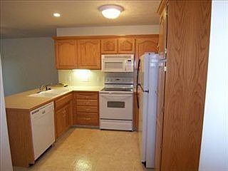 4th image of 202 1st St