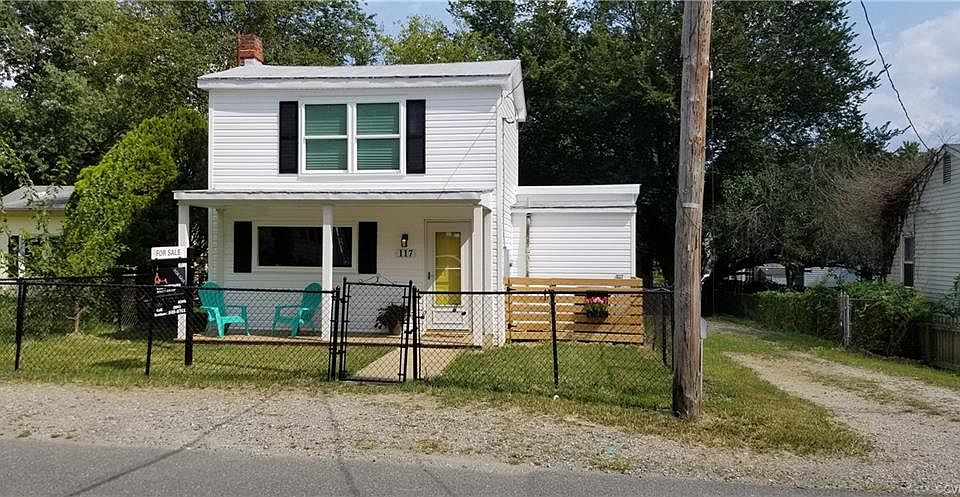 1st image of 117 N Elm Ave