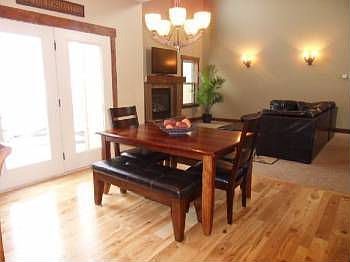 3rd image of 2701 Emery Pl