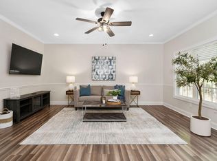 50 Yelverton Ct, Holly Springs, NC 27540