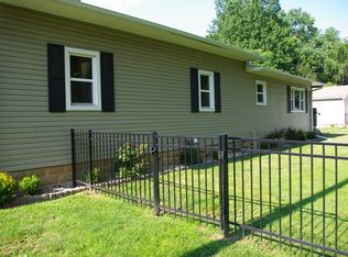 211 Collinsville St, Glen Carbon, IL