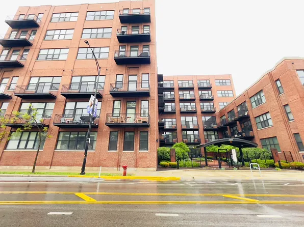 2323 W Pershing Rd APT 421, Chicago, IL 60609