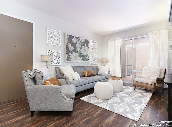 3rd image of 7711 Broadway St