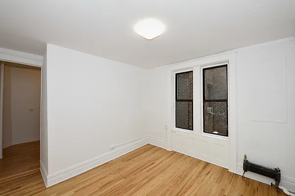 Rented by Aether Property Group | media 3