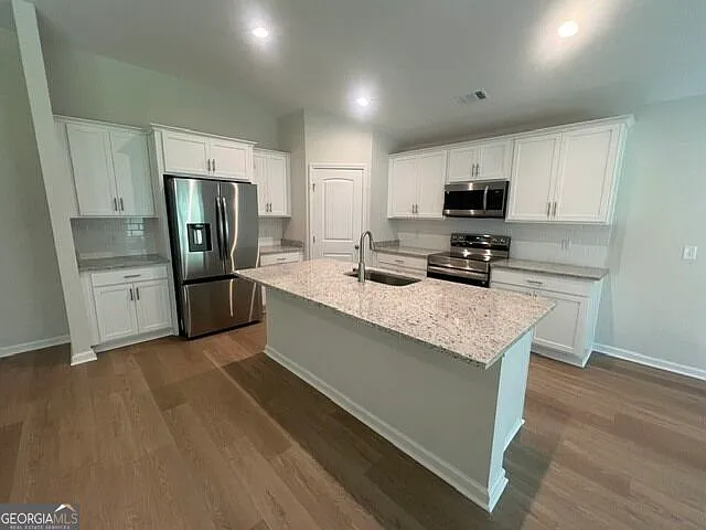 3 bed, 2.0 bath, 1495 sqft, $2,200 — Photo 4