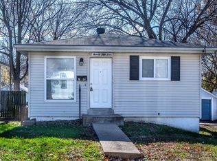 7054 Mitchell Ave, Saint Louis, MO 63117