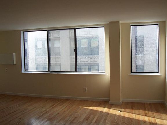 4th image of 304 Mulberry St APT 2F