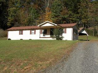 256 Clifton Rd, Crumpler, NC 28617