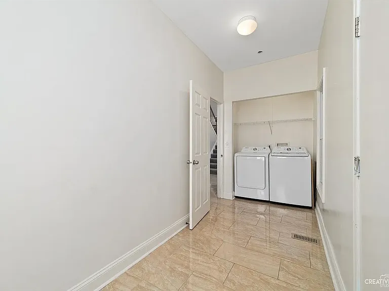 2710 Stonebridge Dr #5 — Photo 6