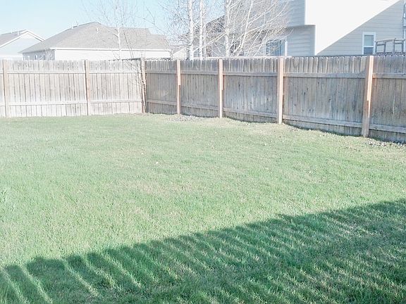 3rd image of 3116 Lily Dr