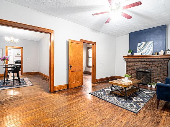 4th image of 85-85 1/2 E Welch Ave
